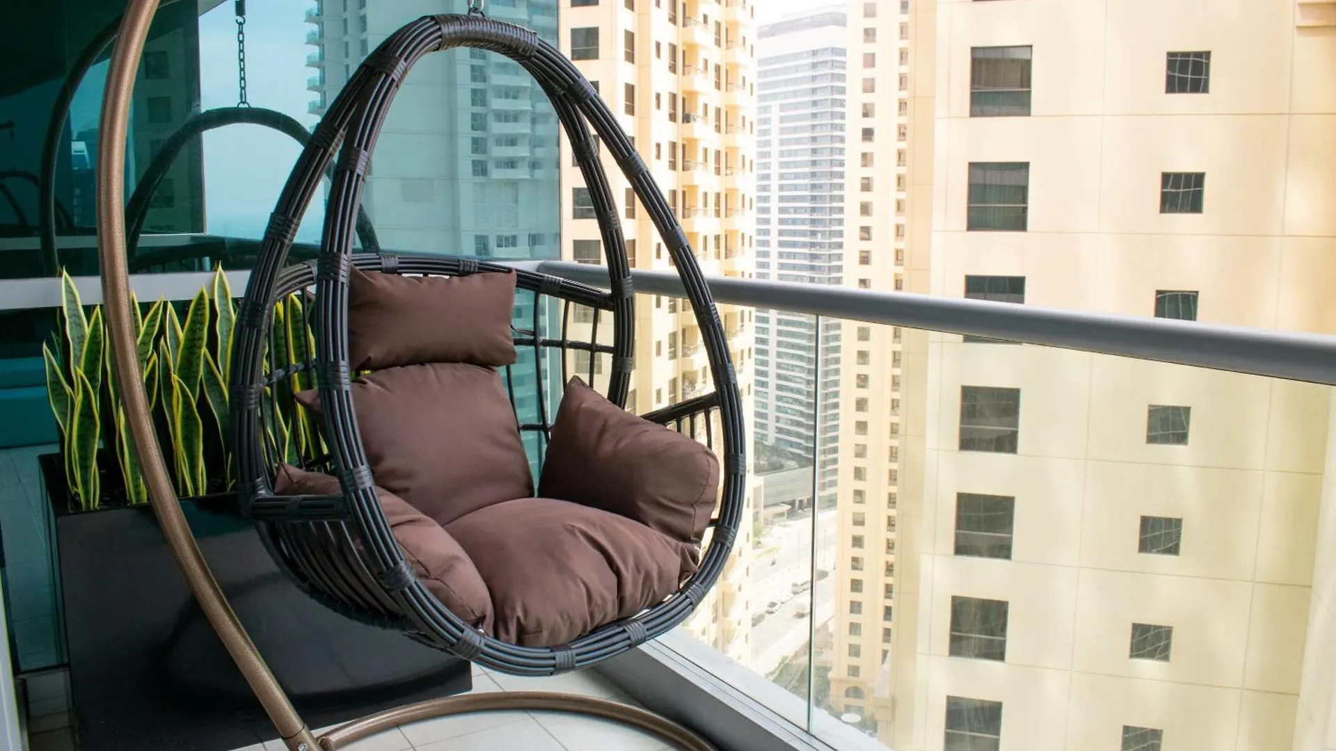Jbr Grande Living - Stunning Sea View, Pool & Gym Apartment Dubai