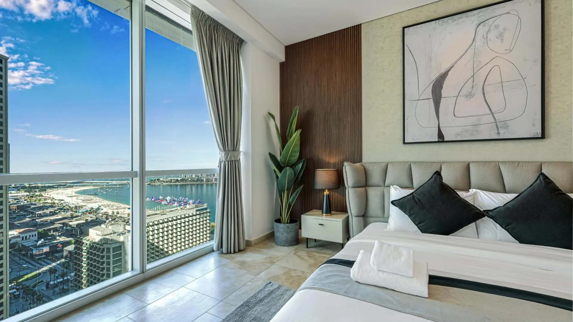 Jbr Grande Living - Stunning Sea View, Pool & Gym Apartment Dubai
